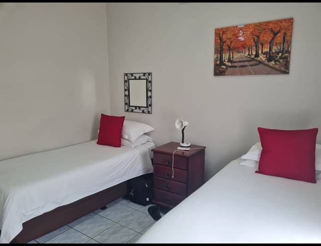 4 BEDROOM FREESTANDING TO LET IN ARBORETUM
